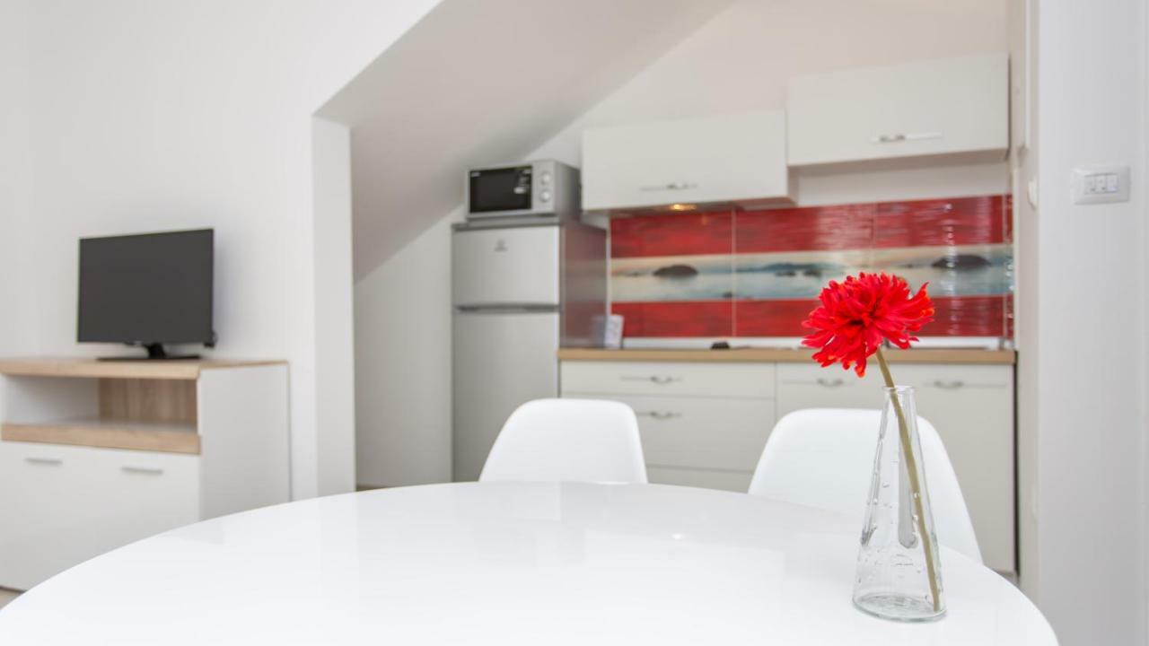 Apartmani Memories I Baška Zewnętrze zdjęcie
